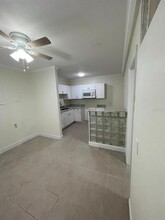 13288 4th St E in Madeira Beach, FL - Building Photo - Building Photo