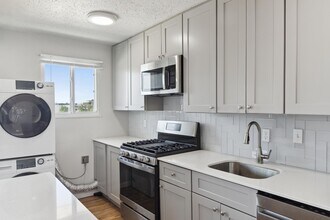 LoHi Haven - Spacious 2 Bedroom Unit in Denver, CO - Foto de edificio - Interior Photo