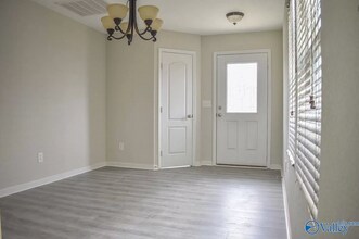 208 Farmington Dr in Harvest, AL - Building Photo - Building Photo