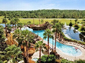 8113 Resort Village Dr in Orlando, FL - Building Photo - Building Photo