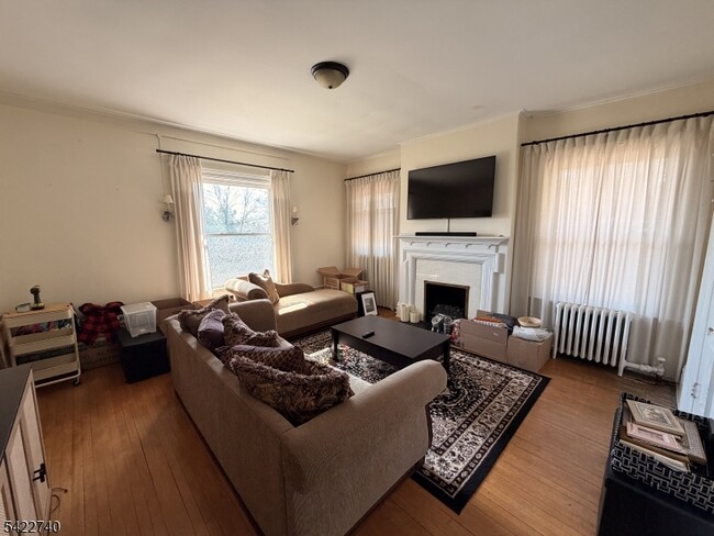 2 Prospect Ave in Montclair, NJ - Building Photo - Building Photo