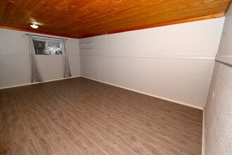 1863 Juniper St in Prince George, BC - Building Photo - Building Photo