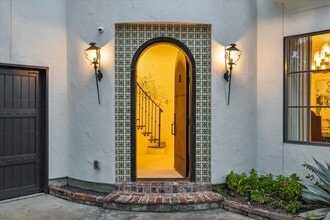 3214 Westheimer Rd in Houston, TX - Building Photo - Building Photo