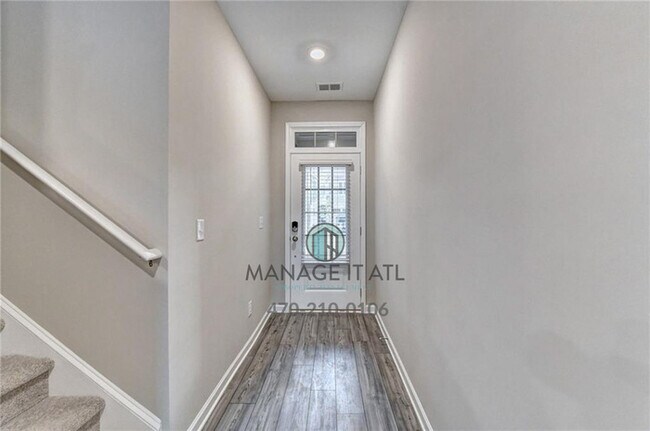 2209 Lanier Harbor Pt in Buford, GA - Building Photo - Building Photo