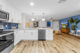 427 Jefferson Ave in Cape Canaveral, FL - Building Photo - Building Photo