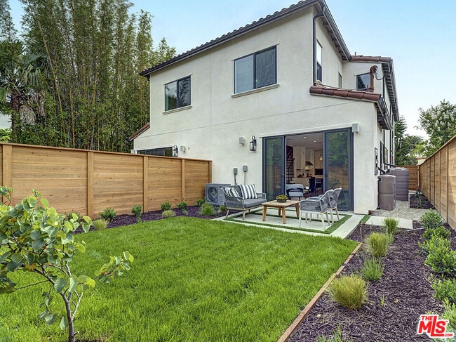 property at 1278 Meadowbrook Ave