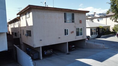 605 N Sweetzer Ave in Los Angeles, CA - Building Photo - Building Photo