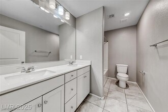 3028 Gravino Ave in Henderson, NV - Building Photo - Building Photo