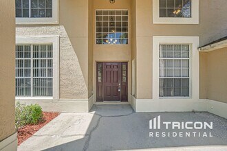 1240 Wyndham Pine Dr in Apopka, FL - Building Photo - Building Photo