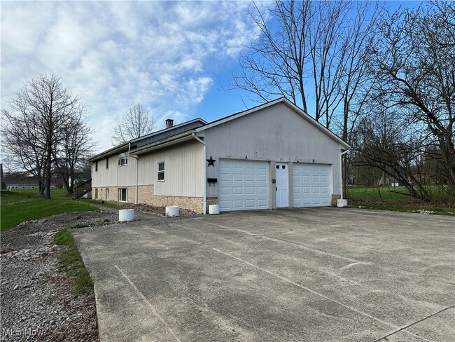 property at 771 E Park Ave