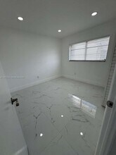 15201 NE 6th Ave in North Miami Beach, FL - Building Photo - Building Photo