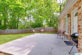 2401 Ermine Dr in Huntsville, AL - Building Photo - Building Photo