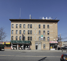 1458 31st Ave in Astoria, NY - Foto de edificio - Building Photo