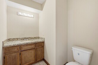 16014 Southampton Dr in Spring, TX - Building Photo - Building Photo