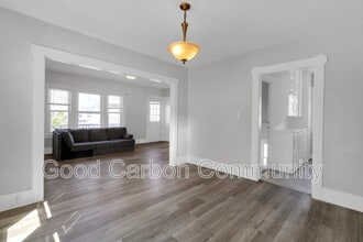 2273 Delaware Ave in Buffalo, NY - Building Photo - Building Photo