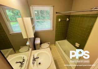 6999 Knollwood Dr in Morrow, GA - Building Photo - Building Photo