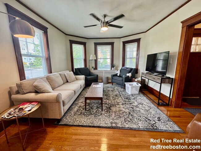 property at 108 Redlands Rd