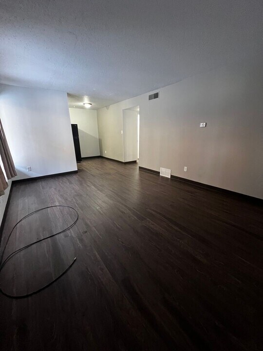 Knollridge Garden Apartments in Coralville, IA - Building Photo