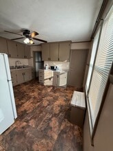 621 Springfield St in Chicopee, MA - Building Photo - Building Photo