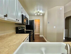 17910 E Cornell Dr in Aurora, CO - Building Photo - Building Photo