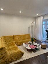 9933 Robbins Dr, Unit 10 in Beverly Hills, CA - Building Photo - Building Photo