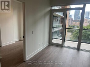 308 Jarvis St in Toronto, ON - Building Photo - Building Photo