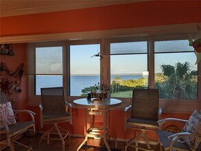 2616 Cove Cay Dr in Clearwater, FL - Building Photo - Building Photo