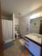 8026 Birch Bay Dr in Blaine, WA - Building Photo - Building Photo