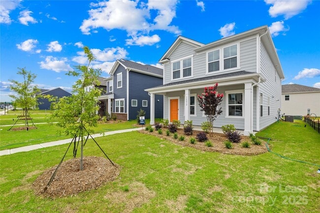 14032 Penbury Ln in Charlotte, NC - Building Photo - Building Photo