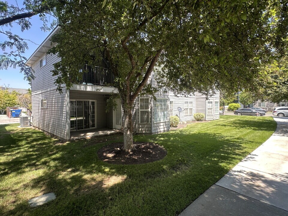 11839 Cloverbrook Ln in Boise, ID - Building Photo