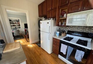 169 Washington St in Newton, MA - Building Photo - Building Photo