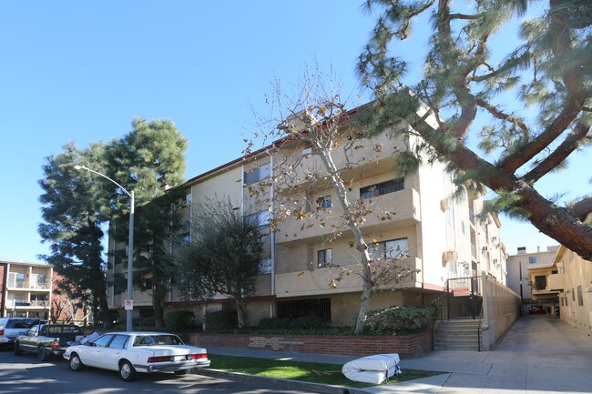 3709 Watseka Ave Apartments in Los Angeles, CA - Building Photo - Building Photo