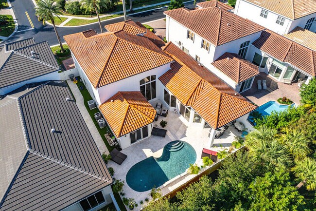 16251 Bristol Pointe Dr in Delray Beach, FL - Foto de edificio - Building Photo
