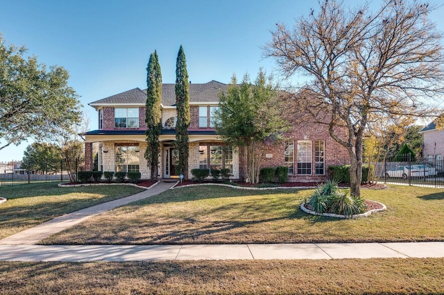 1421 Savoy Ct in Colleyville, TX - Building Photo