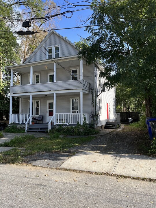 32 South St in Torrington, CT - Building Photo