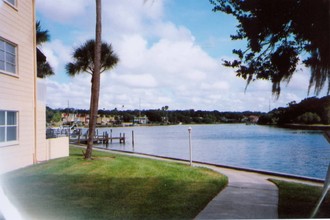 Marina Club Condos in Tampa, FL - Foto de edificio - Building Photo