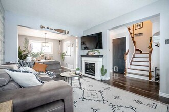 Perfect Blend of Style and Functionality! in Angus, ON - Building Photo - Building Photo