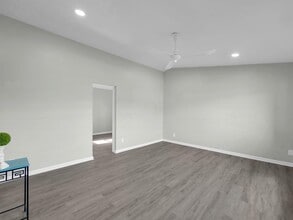 452 Stella Ave in Circleville, OH - Building Photo - Building Photo