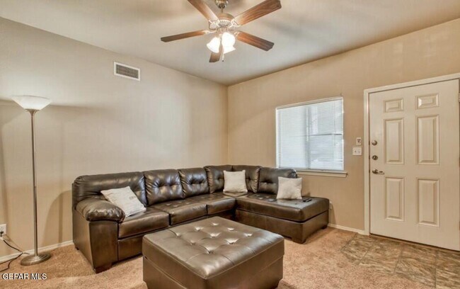 14300 Gil Reyes Dr in El Paso, TX - Building Photo - Building Photo