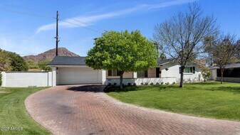 4621 N 43rd St in Phoenix, AZ - Building Photo