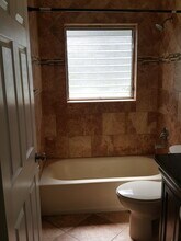 1700 NW 27TH TERRACE in Fort Lauderdale, FL - Building Photo - Building Photo