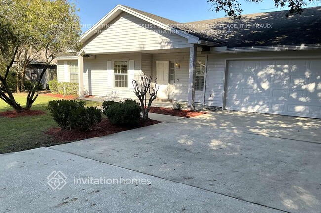 property at 3271 Glendyne Dr W