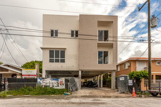 Villas of Beny More in Miami, FL - Building Photo - Building Photo