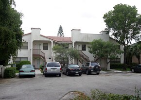 11631 Royal Palm Blvd Apartments