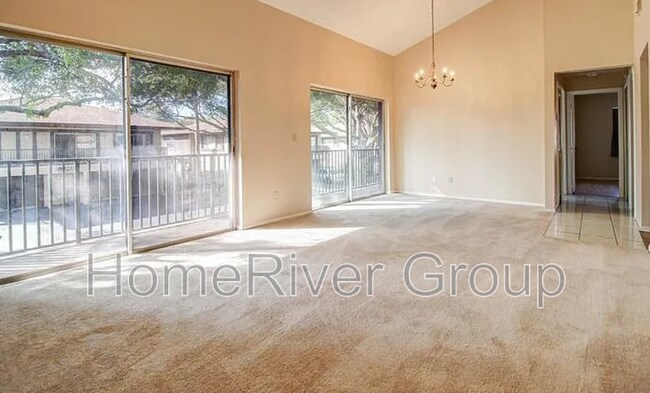 2933 Lichen Ln in Clearwater, FL - Building Photo - Building Photo