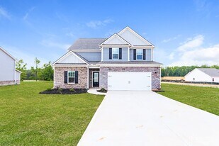 1300 Deutz Dr in Locust Grove, GA - Building Photo