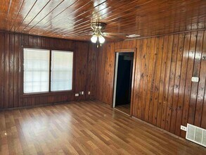408 1/2 W Avenue F in Copperas Cove, TX - Building Photo - Building Photo