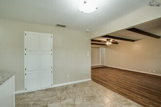2313 Randolph Dr in Wichita Falls, TX - Building Photo - Building Photo