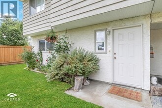 2998 Vincent St in Port Coquitlam, BC - Building Photo - Building Photo