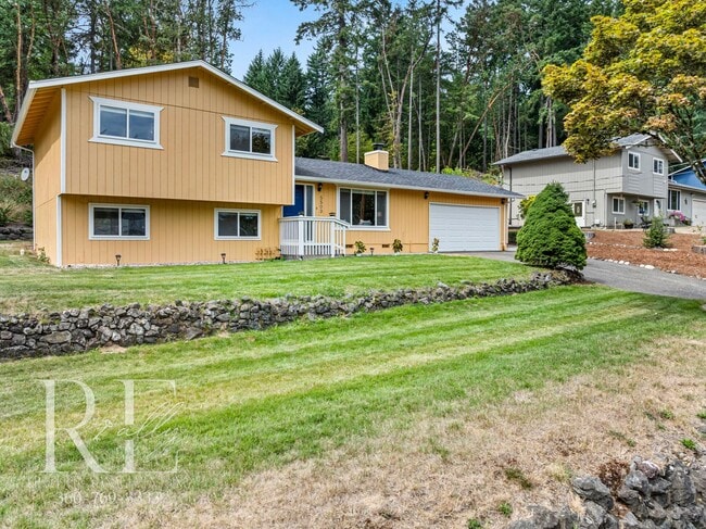 property at 5503 Fern Ave NE